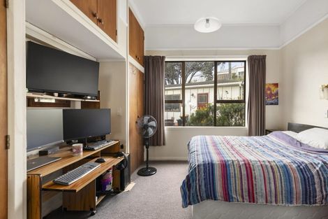 Photo of property in 192 Melbourne Road, Island Bay, Wellington, 6023