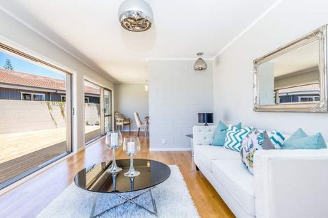 Photo of property in 109 Stredwick Drive, Torbay, Auckland, 0630