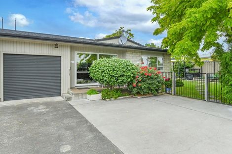 Photo of property in 90 Napier Road, Havelock North, 4130