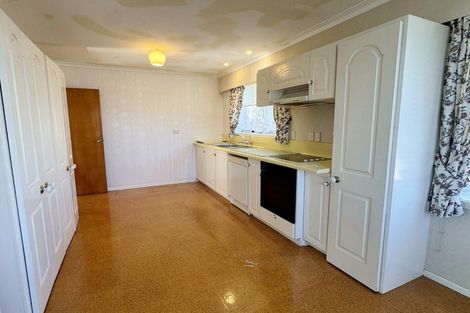 Photo of property in 96 Cardiff Road, Pakuranga, Auckland, 2010