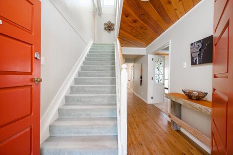 Photo of property in 236 Poraiti Road, Poraiti, Napier, 4182