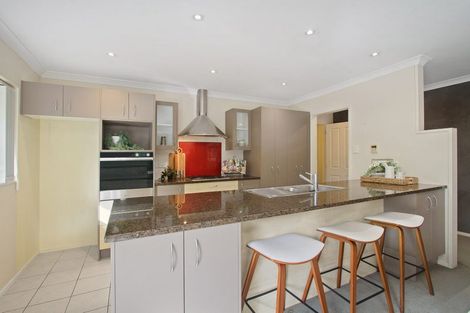 Photo of property in 15 Reidy Place, Pukekohe, 2120