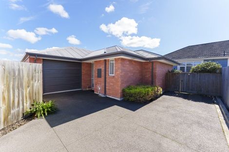Photo of property in 3/11 North Avon Road, Richmond, Christchurch, 8013