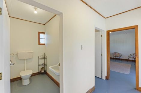 Photo of property in 3 State Highway 1, Otaki, 5512