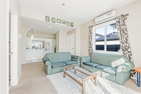 Photo of property in 11 George Street, Riccarton, Christchurch, 8041