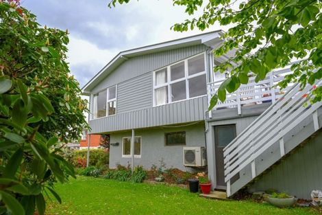 Photo of property in 17 Malcolm Terrace, Balclutha, 9230