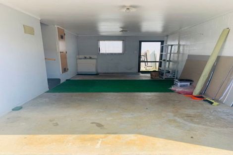 Photo of property in 3/116 Titirangi Road, New Lynn, Auckland, 0600