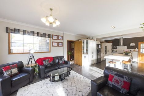 Photo of property in 21 Alan Street, Palmerston North, 4414