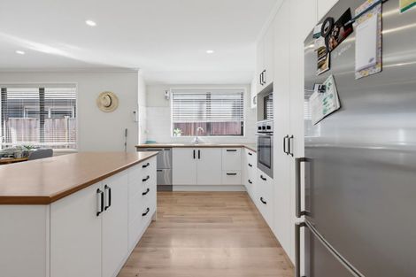 Photo of property in 15 Kapia Street, Pukekohe, 2120