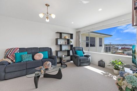 Photo of property in 24 Wickham Place, Hairini, Tauranga, 3112