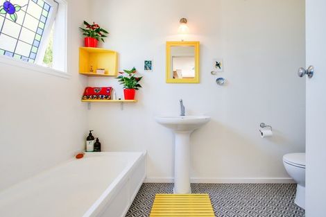 Photo of property in 11-13 Kuku Street, Te Awanga, 4102