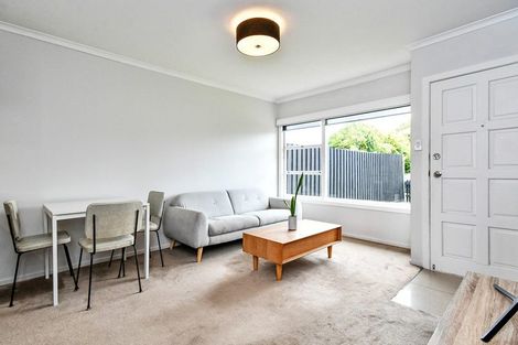 Photo of property in 2/49 Russell Road, Manurewa, Auckland, 2102