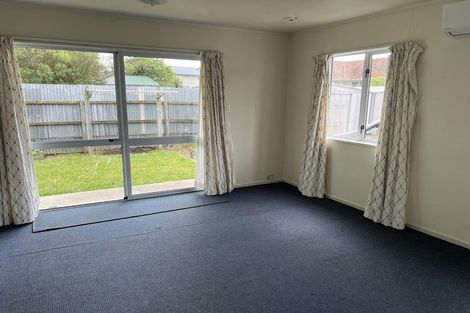 Photo of property in 30b Roche Avenue, Upper Riccarton, Christchurch, 8041