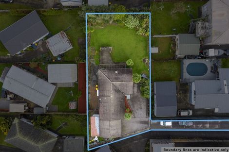 Photo of property in 17 Bodi Place, Te Atatu South, Auckland, 0610
