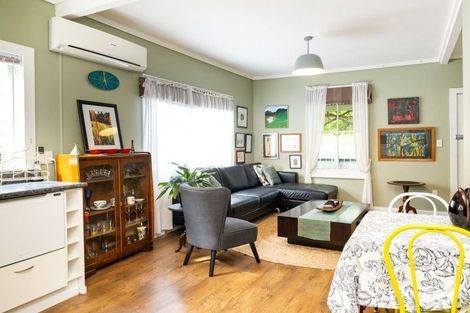 Photo of property in 2 Paradise Road, Napier South, Napier, 4110