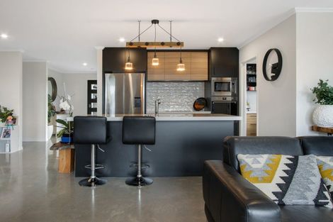 Photo of property in 26 Te Kaka Place, Omokoroa, 3114