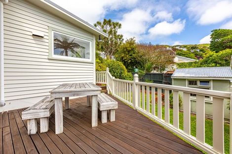 Photo of property in 98 Campbell Street, Karori, Wellington, 6012