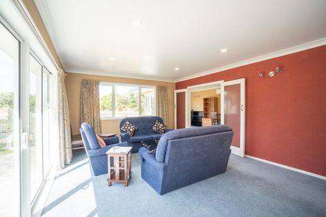 Photo of property in 12 Newcastle Street, Hokowhitu, Palmerston North, 4410