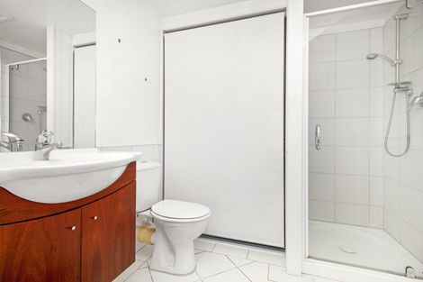 Photo of property in 2/275 Karaka Bay Road, Karaka Bays, Wellington, 6022