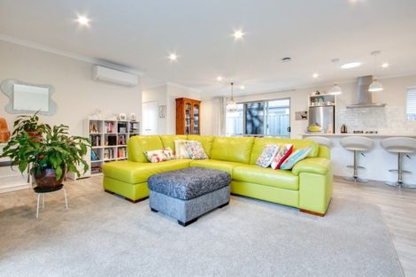 Photo of property in 4 Ruakituri Place, Te Awa, Napier, 4110