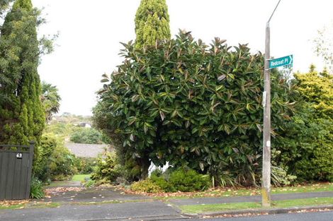 Photo of property in 63 Advene Road, Cockle Bay, Auckland, 2014