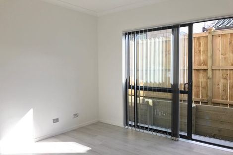 Photo of property in 69 Drumbuoy Drive, Flat Bush, Auckland, 2019