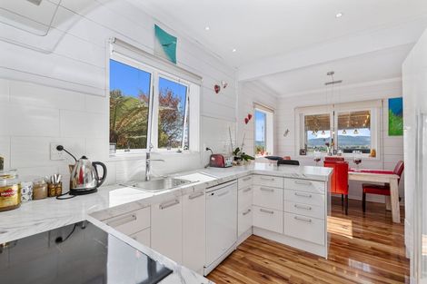 Photo of property in 33 Mountain Road, Western Heights, Rotorua, 3015