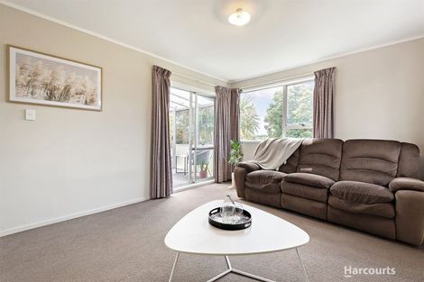 Photo of property in 13 Leatham Crescent, Opaheke, Papakura, 2113