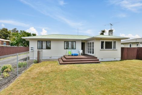 Photo of property in 26 Cosgrave Road, Papakura, 2110