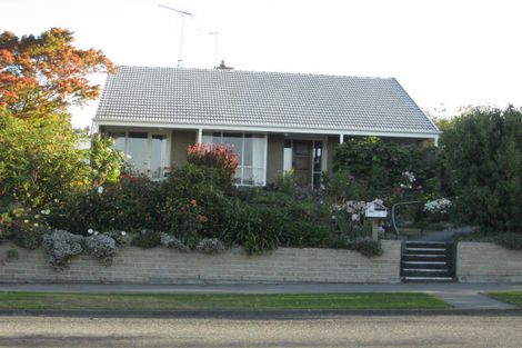 Photo of property in 16 Orbell Street, Highfield, Timaru, 7910