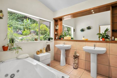 Photo of property in 734 Tararu Sh25 Road, Thames, 3500