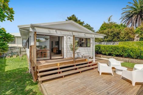 Photo of property in 22a Brixton Road, Manly, Whangaparaoa, 0930