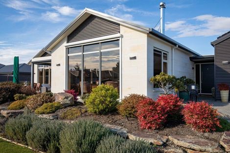 Photo of property in 52 Larch Crescent, Alexandra, 9320