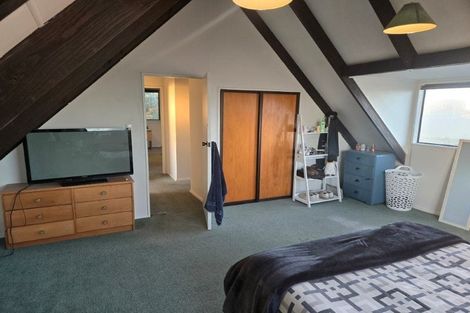 Photo of property in 1/130 Middlepark Road, Sockburn, Christchurch, 8042