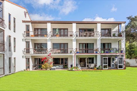 Photo of property in 24/34 Waiwera Place, Waiwera, Orewa, 0994