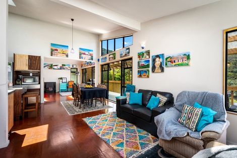 Photo of property in 13a Ferry Road, Days Bay, Lower Hutt, 5013