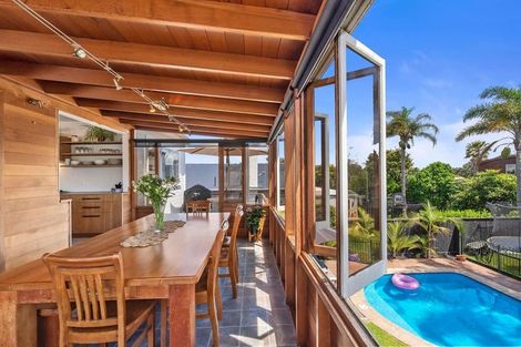 Photo of property in 80 Ngataringa Road, Devonport, Auckland, 0624