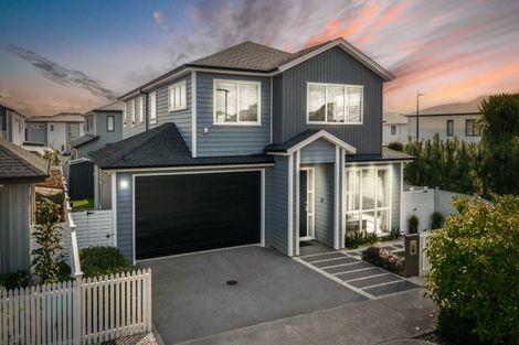 Photo of property in 24 Toanui Road, Hobsonville, Auckland, 0616