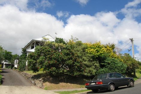 Photo of property in 9 Penning Road, Milford, Auckland, 0620