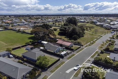 Photo of property in 33 Lamorna Road, Parklands, Christchurch, 8083