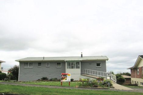 Photo of property in 11 Hamlet Place, Pukekohe, 2120