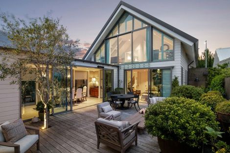 Photo of property in 153 Main Road, Moncks Bay, Christchurch, 8081