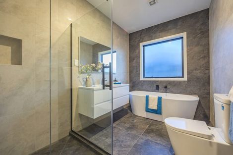 Photo of property in 12 Cutfield Lane, Kumeu, 0810