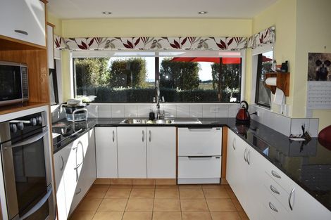 Photo of property in 207 Te Hapua Road, Te Horo, Otaki, 5581