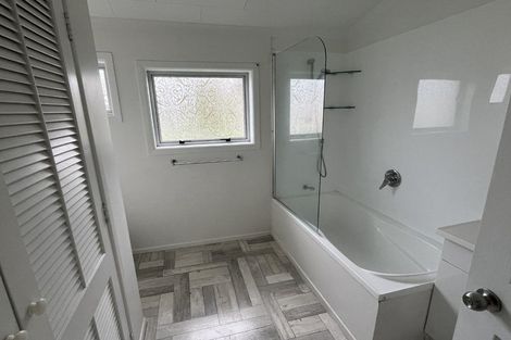 Photo of property in 67 Bayly Road, Blagdon, New Plymouth, 4310