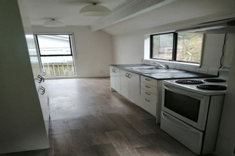 Photo of property in 5 Appleton Place, Karori, Wellington, 6012