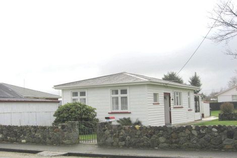 Photo of property in 25 Turner Street, Edendale, 9825
