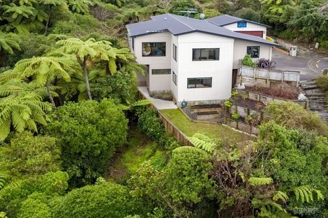 Photo of property in 22-24 Onehuka Road, Tirohanga, Lower Hutt, 5010