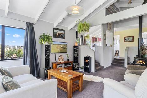 Photo of property in 2 Seales Road, Oropi, Tauranga, 3173