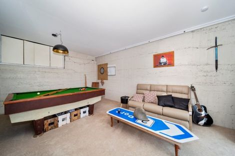 Photo of property in 14 Mount View Place, Spotswood, New Plymouth, 4310